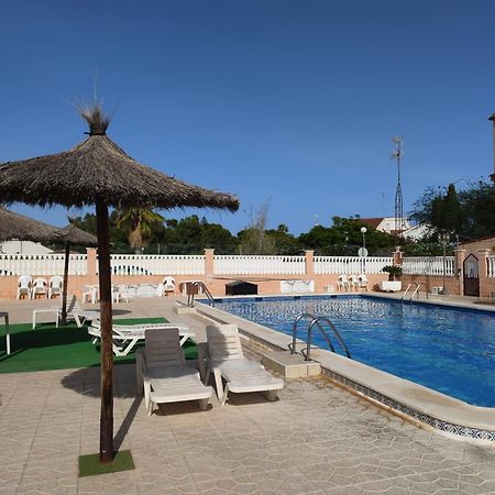 Apartament Piotr Торрев'єха Екстер'єр фото